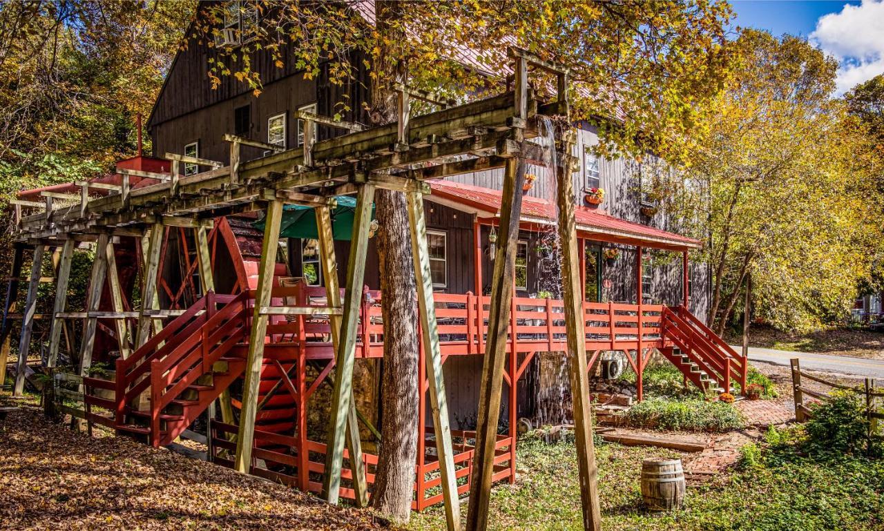 Osceola Mill Dining & Lodging Steeles Tavern Exterior photo